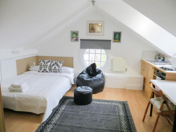 Studio to rent