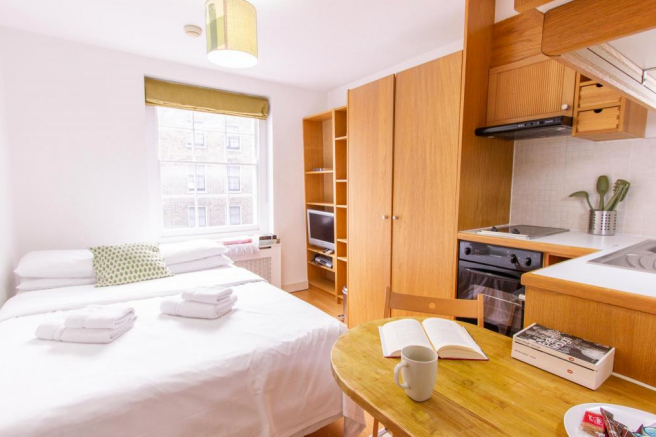 Semi-studio to rent