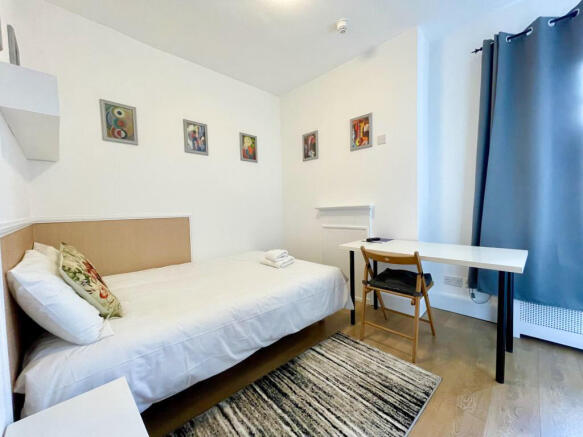 Studio to rent