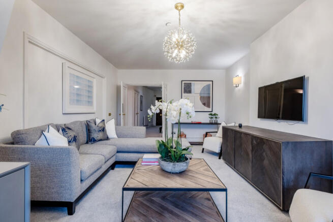 4 bed penthouse to rent