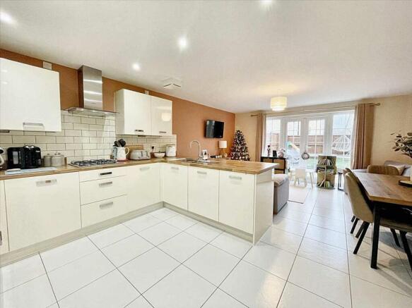 Dining kitchen &