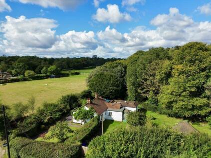 Littleworth Common - 3/4 Acre Plot
