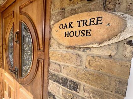 Detached House, Marlow Bottom