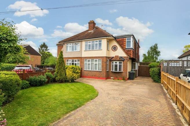 Lymington Gardens, Epsom - KT19 0LY