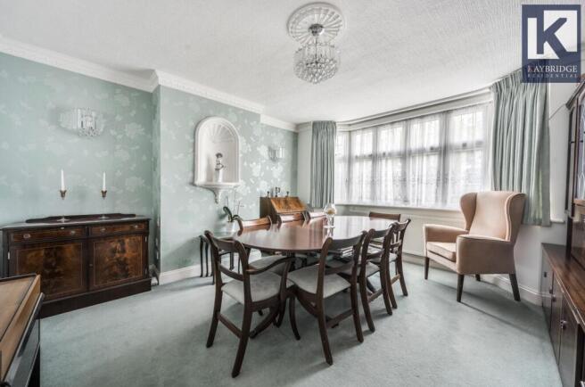Seaforth Gardens, Epsom - KT19 0LP