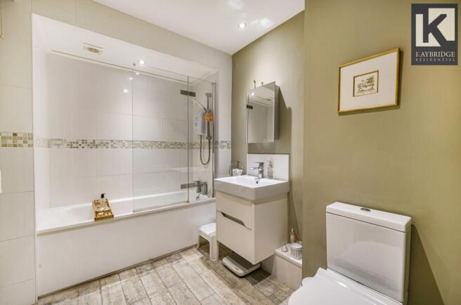 Elm Road, Epsom - KT17 2EU