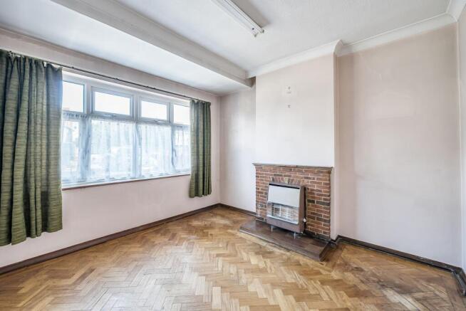 Ruxley Lane, Epsom - KT19 9EZ