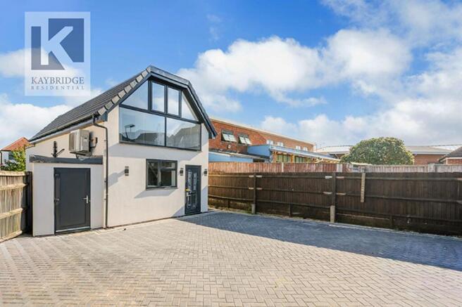 Cudas Close, Epsom - KT19 0QF