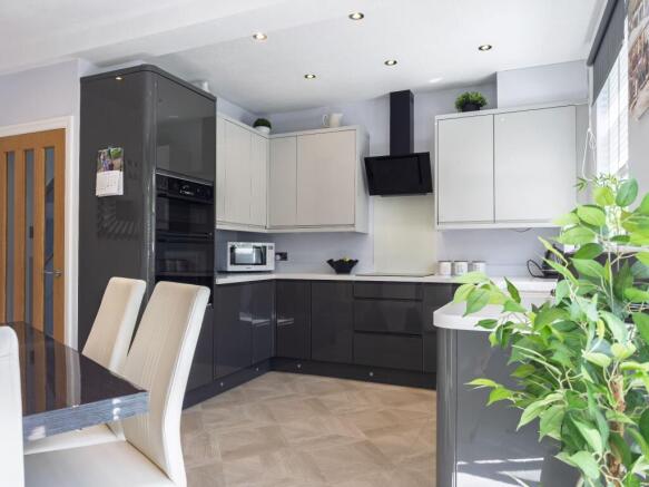 Dining kitchen