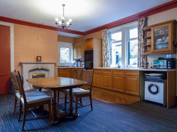 Dining kitchen