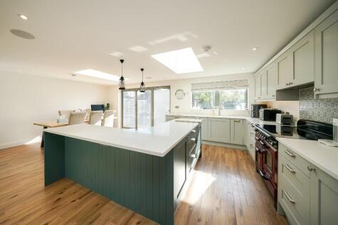 Dudley Close, Bovingdon, HP3