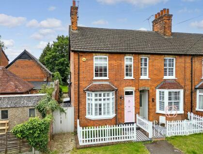 Ingatestone - 3 bedroom end of terrace house for sale