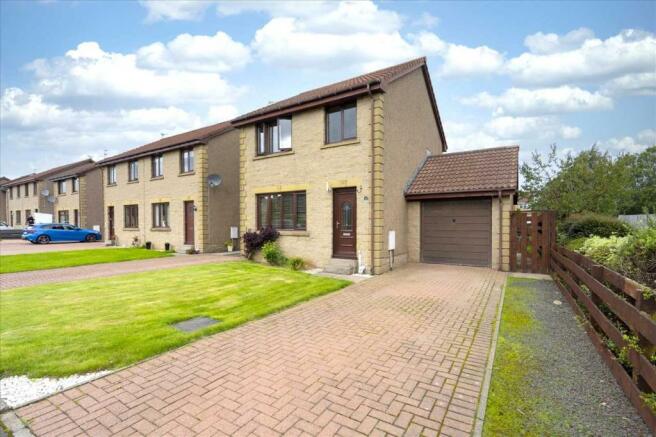 3 Bedroom Detached House For Sale In Wallacelea, Rumford, Falkirk, FK2