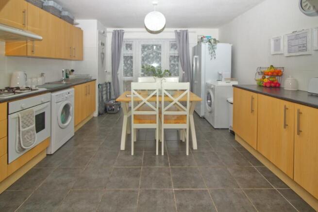 Kitchen diner