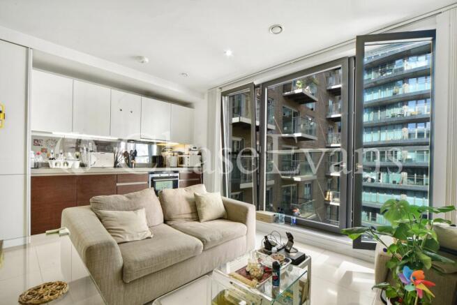 Living Area - Baltim