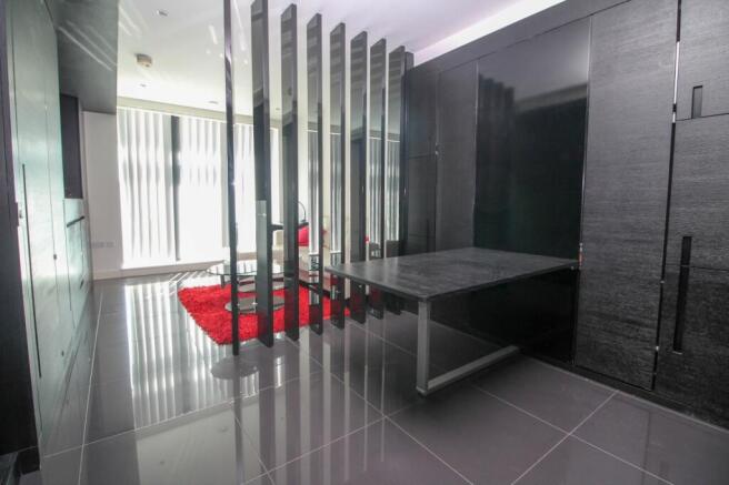 Living/Sleeping Area