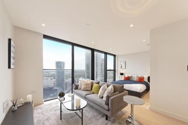 Living/Sleeping Area