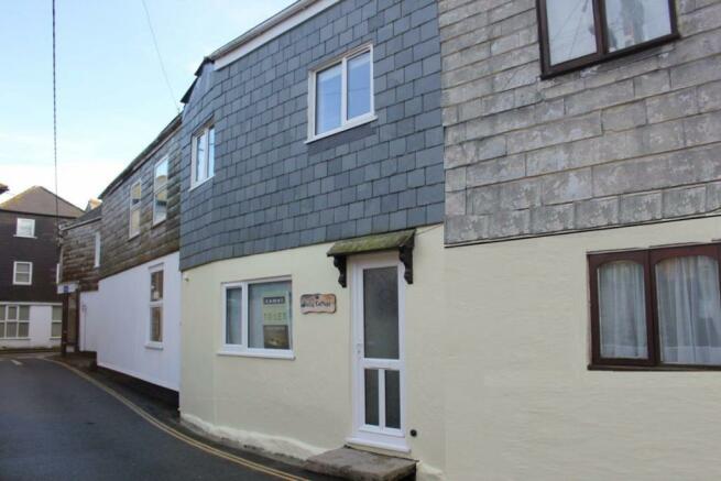 2 bedroom house to rent St Columb Major