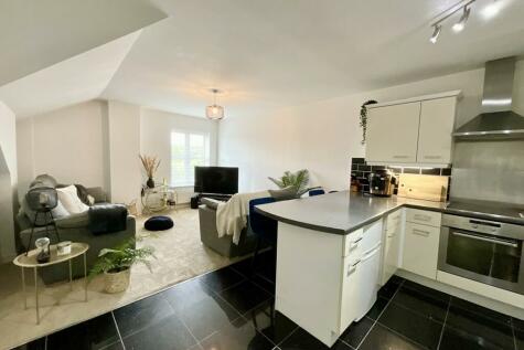 Rotherham - 2 bedroom flat for sale