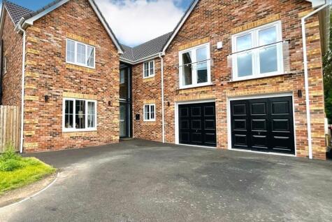 Fairfields Way, Aston, Sheffield, S26 2HB