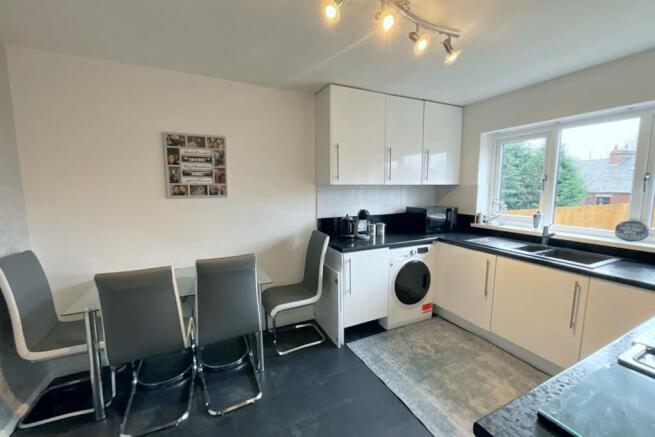 dining/kitchen 