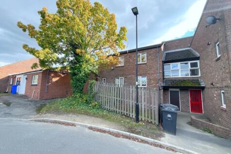 Hill Top Crescent, Waterthorpe, Sheffield, S20 7JA