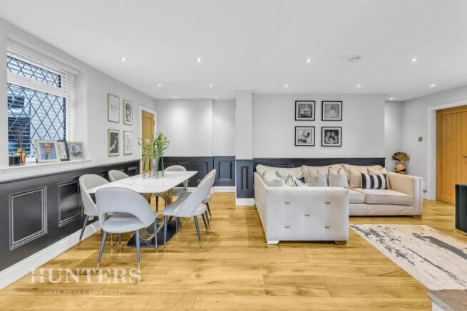 Lounge/Diner