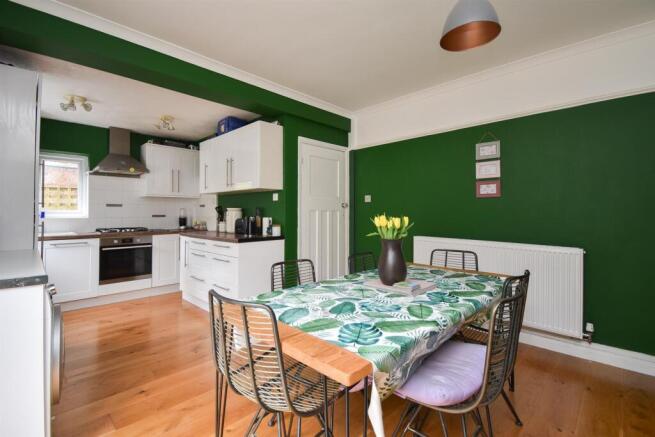Dining room kitchen