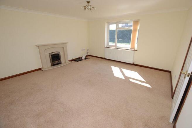 33 Sitting Room