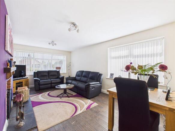 Living/Dining Room