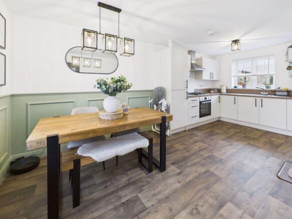 Dining kitchen