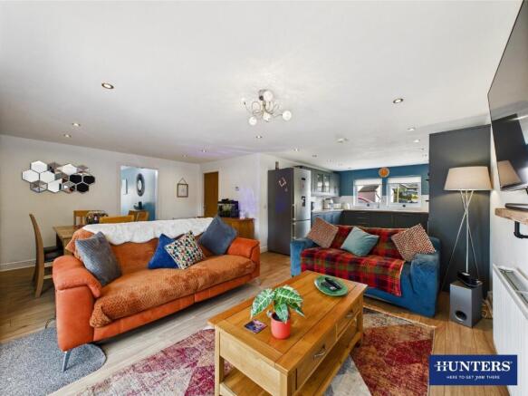 Kitchen, Dining & Family Room