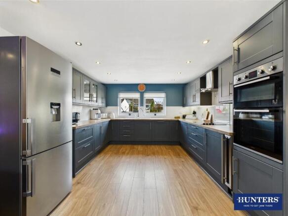 Kitchen, Dining & Family Room