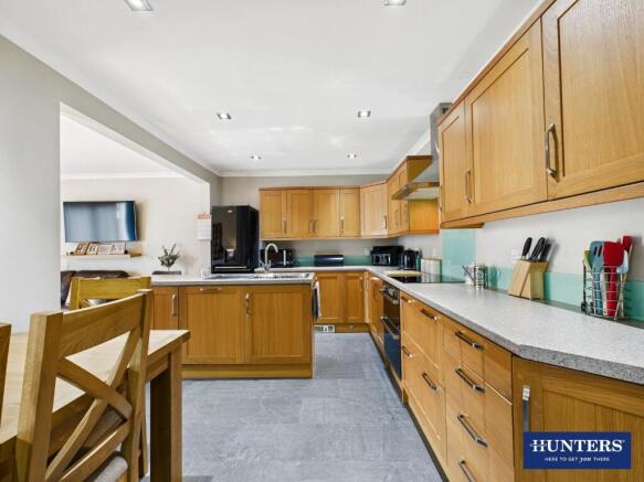 Dining Kitchen & Family Room