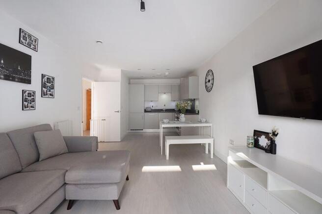 Lounge/Diner/Kitchen