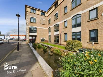 Corner Hall, Hemel Hempstead, Hertfordshire, HP3