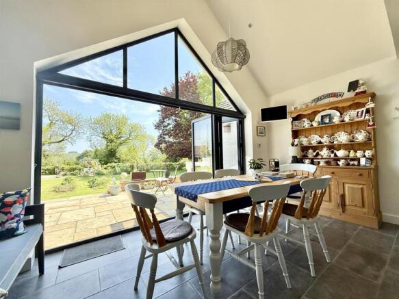 Bifolds.jpg