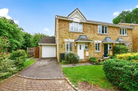 Martel Close, Camberley, Surrey, GU15