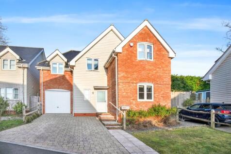 Perry Way, Four Marks, Alton, Hampshire