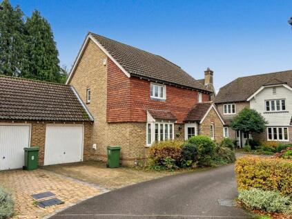 Red Bushes Close, Medstead, Alton, Hampshire