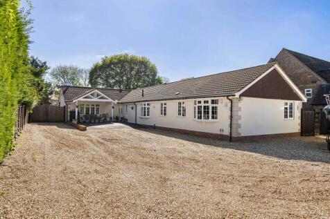 Winchester Road, Four Marks, Alton, Hampshire