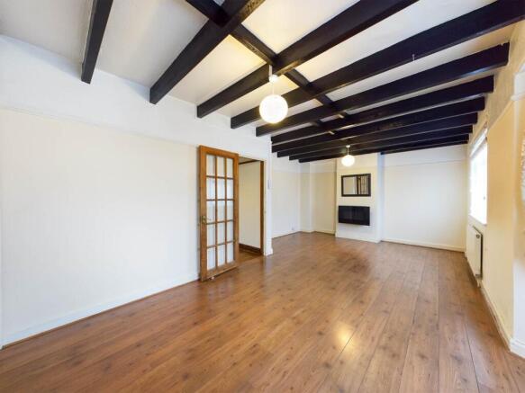 Lounge & Dining Room