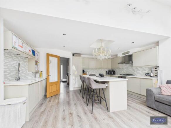 Kitchen 3