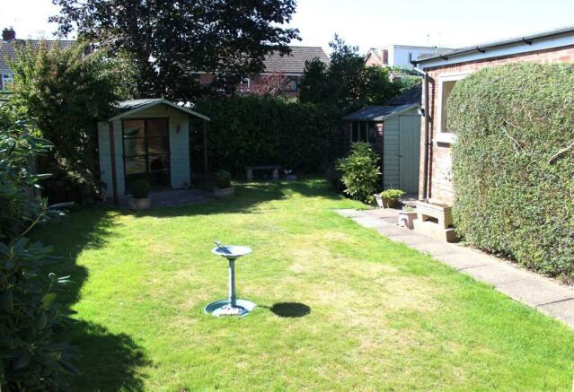 rear garden.JPG