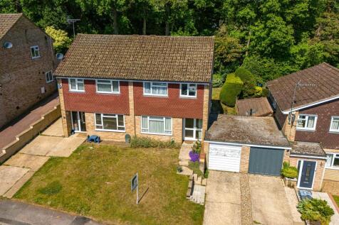 Clearbrook Close, Loudwater, HP13