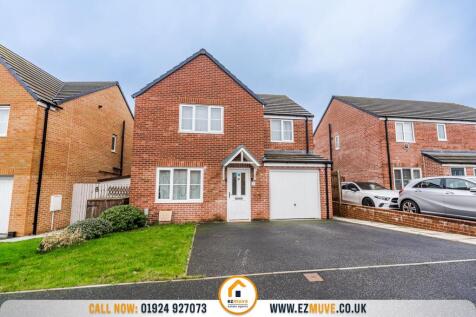 Kingfisher Way, Dewsbury, WF12