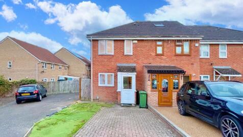 Burdetts Road, Dagenham, RM9
