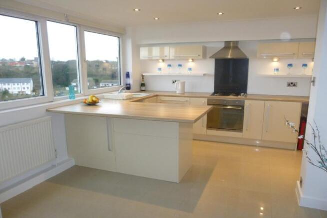 Open Plan Lounge/Kit