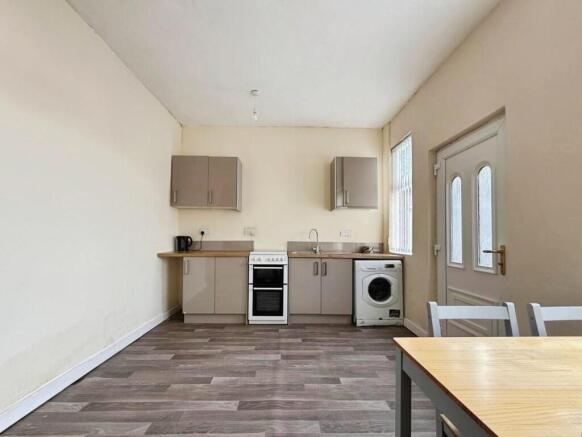 b6c347c6-F-4224-A626-99DDDBE7BFC3-8351-000002D2E4F