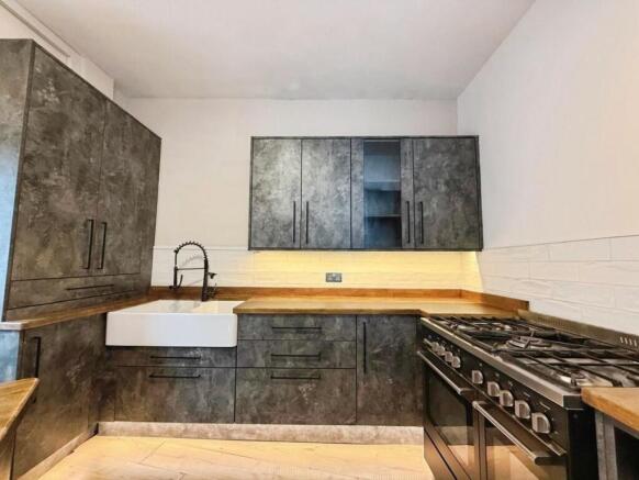 0d279d93-A-4150-A4E4-3B5794C208BD-2239-000000ACDFD